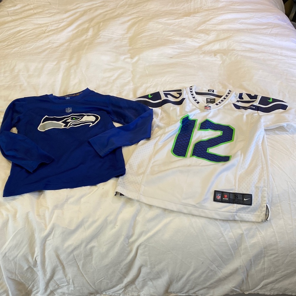 Seahawks Jersey & Long Sleeve Wicking Shirt